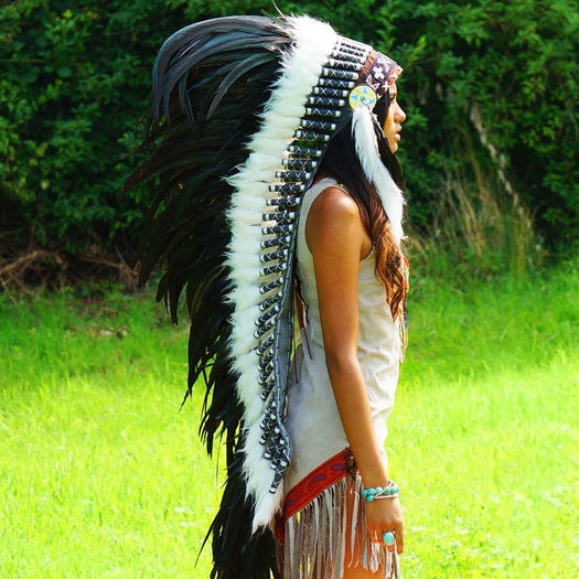 Black War Bonnet by Novum Crafts